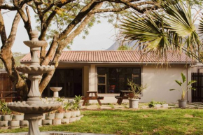 The Calabash Lodge And Restaurant